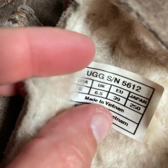 UGG DAKOTA moccasin women’s 8 brown - Picture 4 of 5